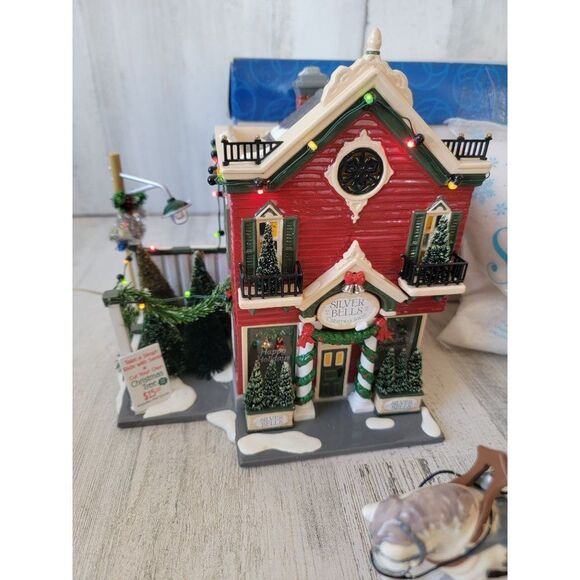 Dept 56 55040 Silver Bells Christmas Shop xmas village accessory - Picture 2 of 15